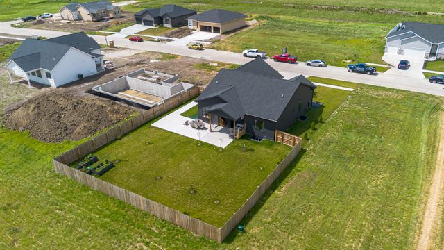 309 13th Street NW, Bondurant, IA 50035