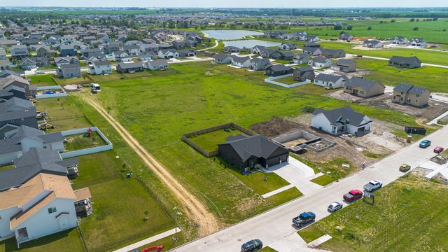 309 13th Street NW, Bondurant, IA 50035