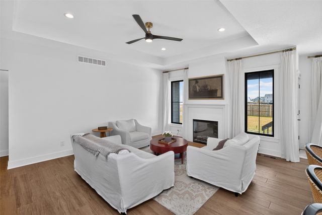 309 13th Street NW, Bondurant, IA 50035