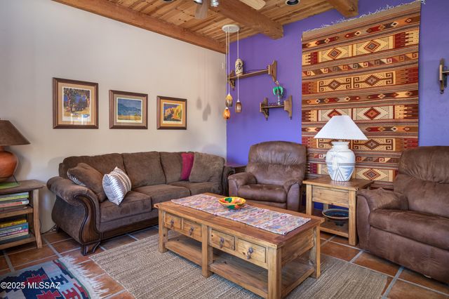 9132 N Ironwood Meadows Drive, Tucson, AZ 85742