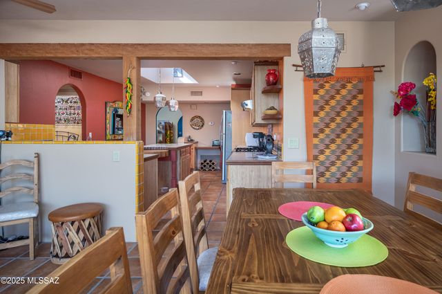 9132 N Ironwood Meadows Drive, Tucson, AZ 85742