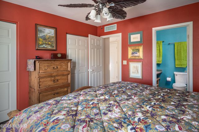 9132 N Ironwood Meadows Drive, Tucson, AZ 85742