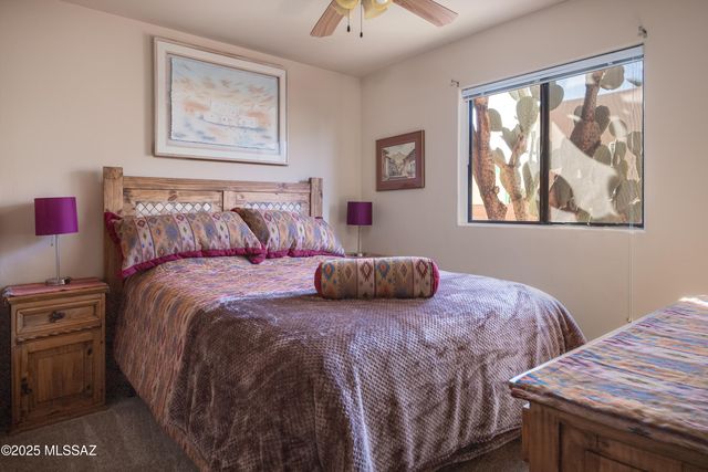 9132 N Ironwood Meadows Drive, Tucson, AZ 85742