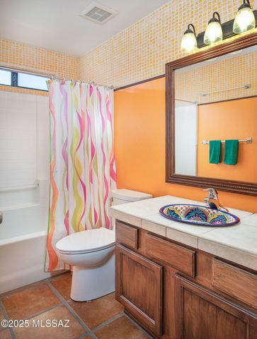 9132 N Ironwood Meadows Drive, Tucson, AZ 85742