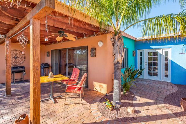 9132 N Ironwood Meadows Drive, Tucson, AZ 85742