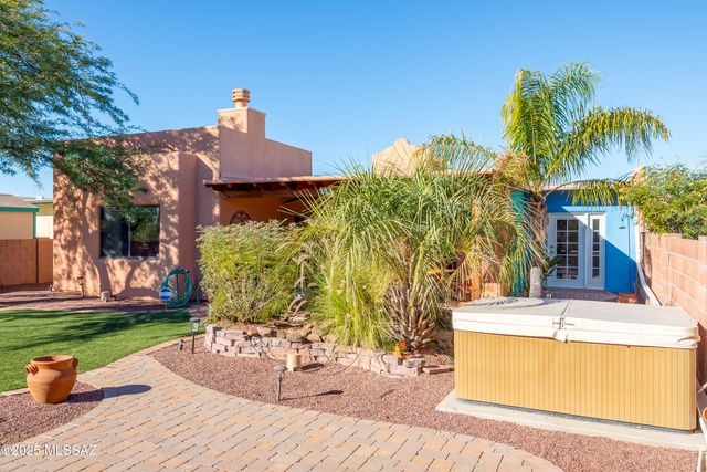 9132 N Ironwood Meadows Drive, Tucson, AZ 85742