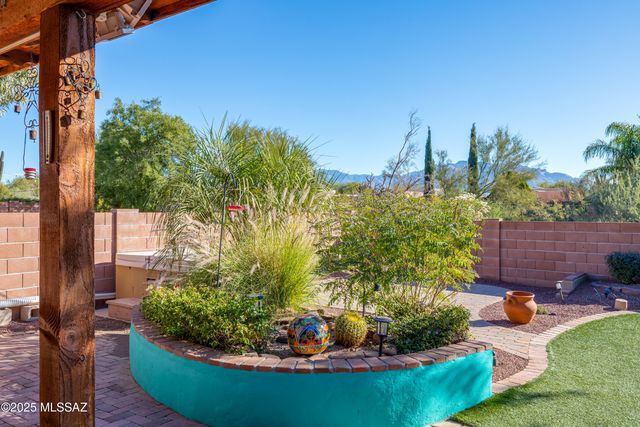 9132 N Ironwood Meadows Drive, Tucson, AZ 85742