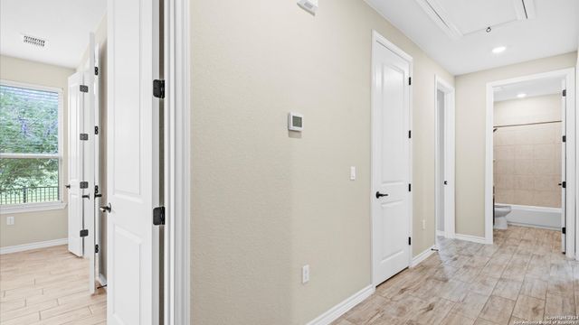 344 dancing oak, San Marcos, TX 78666