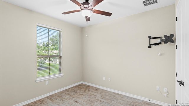 344 dancing oak, San Marcos, TX 78666