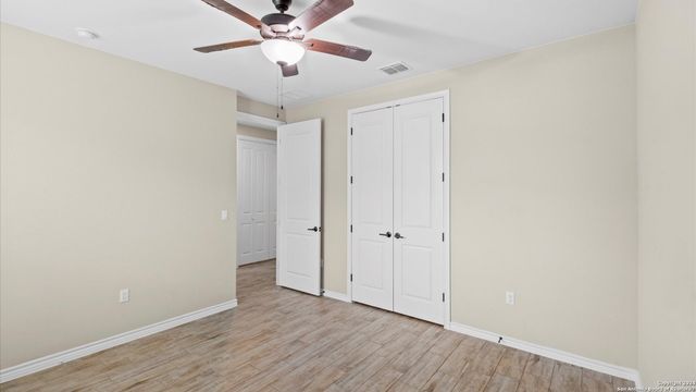 344 dancing oak, San Marcos, TX 78666