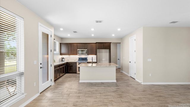 344 dancing oak, San Marcos, TX 78666