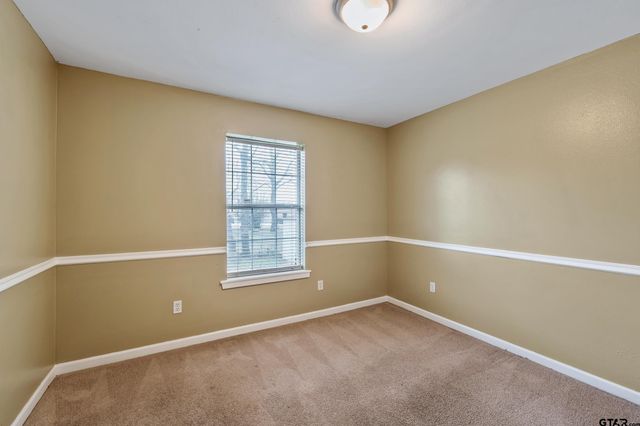 190 DWIGHT, Hawkins, TX 75765