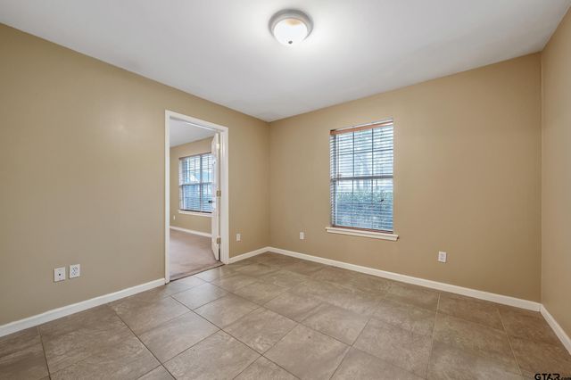 190 DWIGHT, Hawkins, TX 75765
