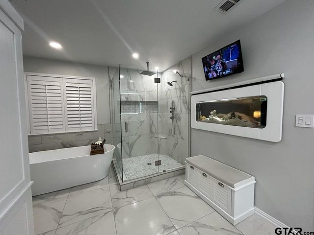 190 DWIGHT, Hawkins, TX 75765