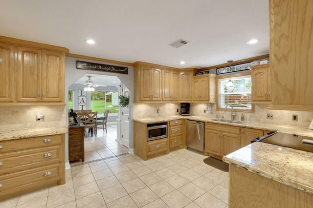 31637 Bohlssen Road, New Caney, TX 77357