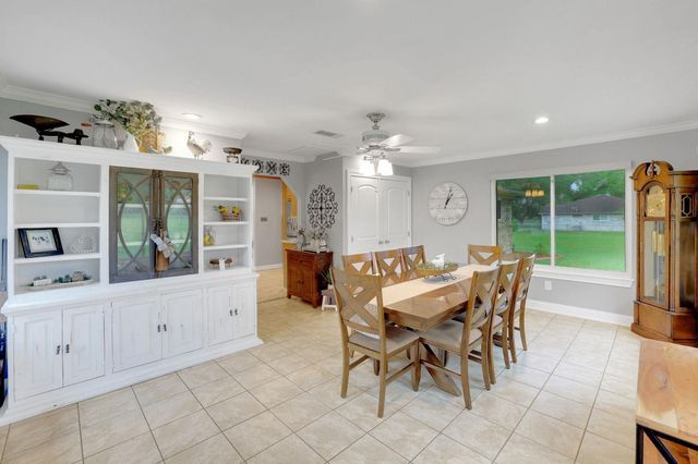 31637 Bohlssen Road, New Caney, TX 77357