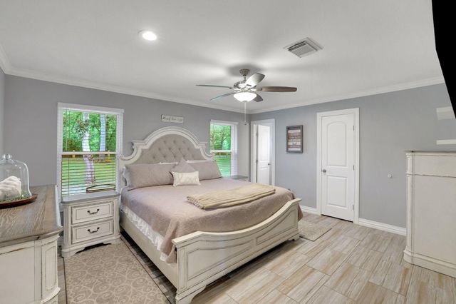 31637 Bohlssen Road, New Caney, TX 77357