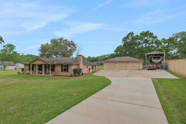 31637 Bohlssen Road, New Caney, TX 77357