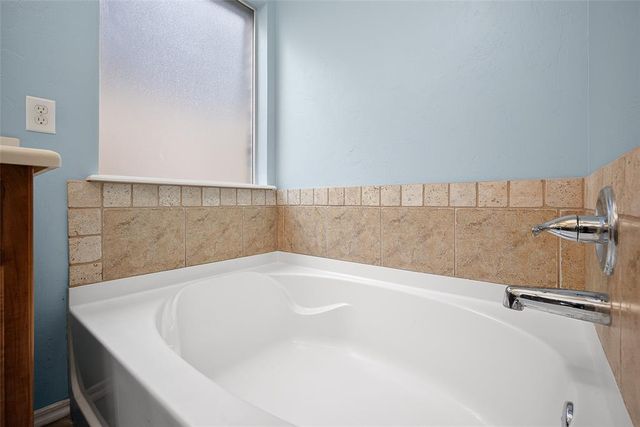 2640 NW 183rd Street, Edmond, OK 73012