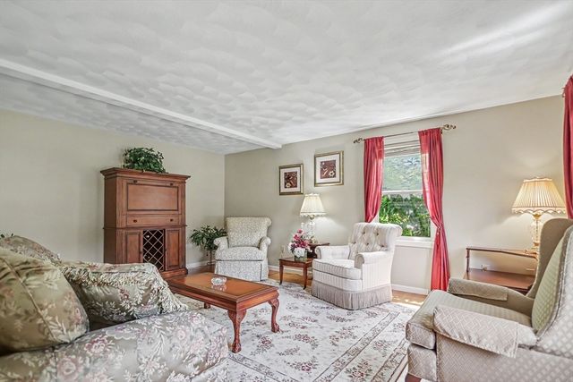 22 Sawmill Ridge Road, Haverhill, MA 01832
