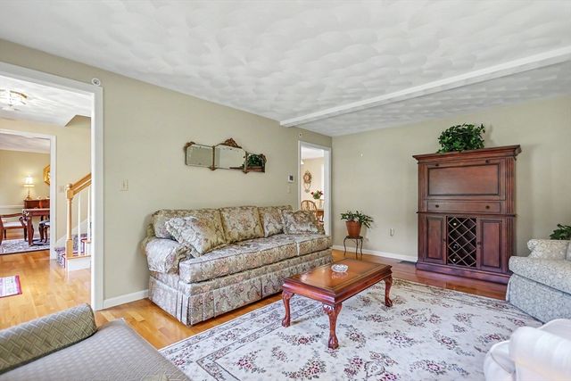 22 Sawmill Ridge Road, Haverhill, MA 01832