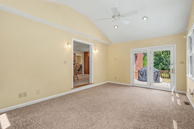 22 Sawmill Ridge Road, Haverhill, MA 01832