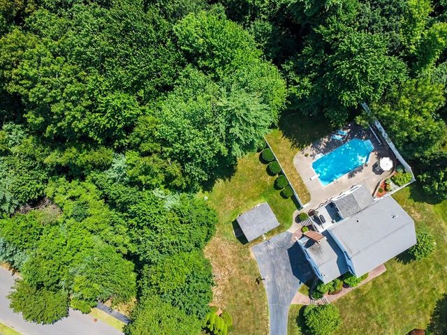 22 Sawmill Ridge Road, Haverhill, MA 01832