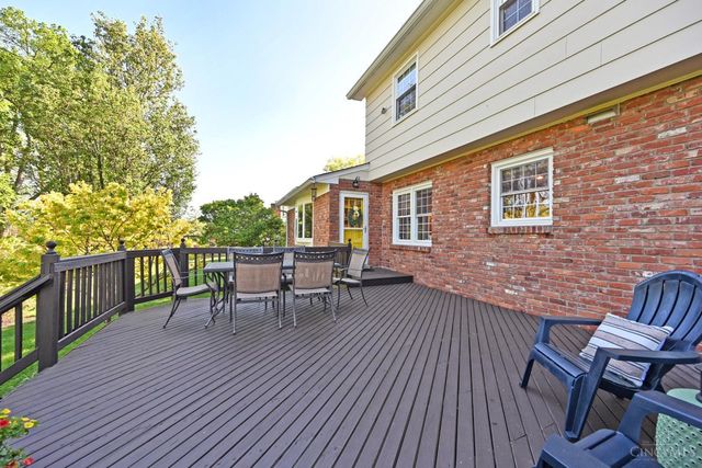 1320 Stonemill Court, Wyoming, OH 45215