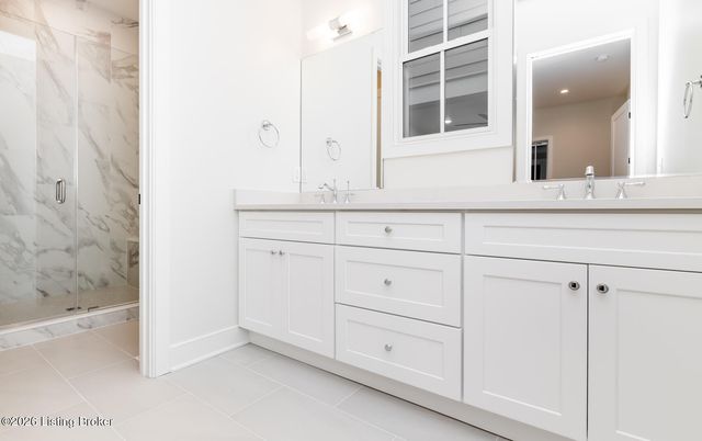 6106 Passionflower Dr, Prospect, KY 40059