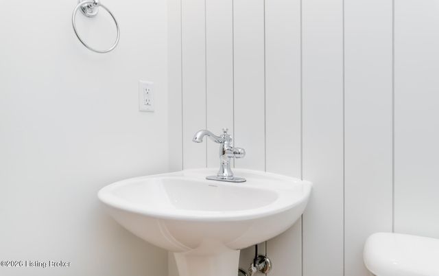 6106 Passionflower Dr, Prospect, KY 40059