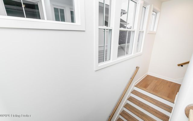 6106 Passionflower Dr, Prospect, KY 40059