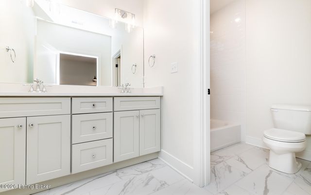 6106 Passionflower Dr, Prospect, KY 40059