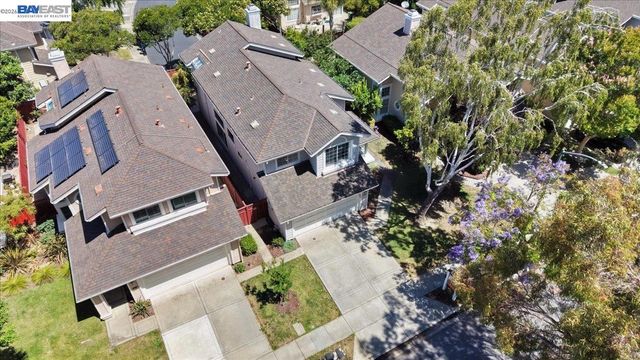 5579 Ridgewood Dr, Fremont, CA 94555
