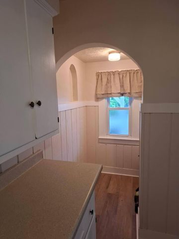 21 N Douglas Avenue 21 N Douglas Avenue, Springfield, OH 45503