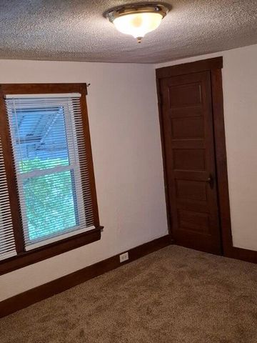 21 N Douglas Avenue 21 N Douglas Avenue, Springfield, OH 45503