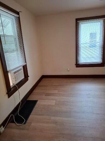 21 N Douglas Avenue 21 N Douglas Avenue, Springfield, OH 45503