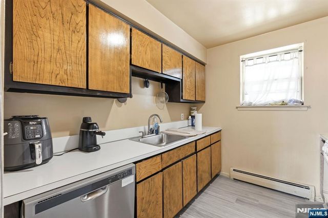 45 Wilfred Street 6, West Orange, NJ 07052