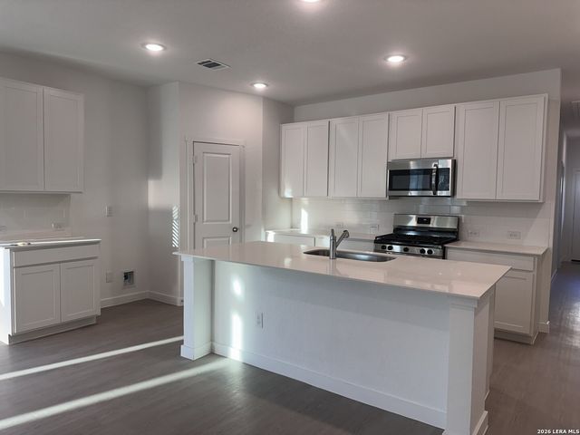 288 Flathead, New Braunfels, TX 78130