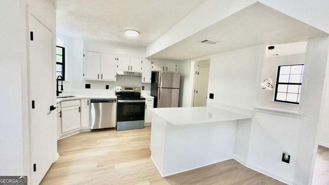 2070 Mallard Way, Lithonia, GA 30058