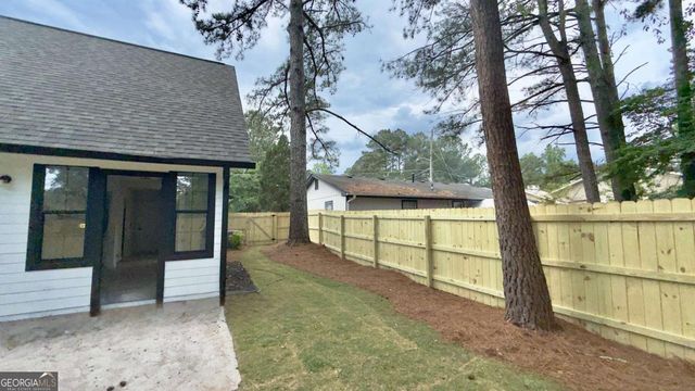 2070 Mallard Way, Lithonia, GA 30058