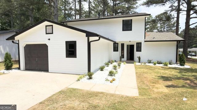 2070 Mallard Way, Lithonia, GA 30058