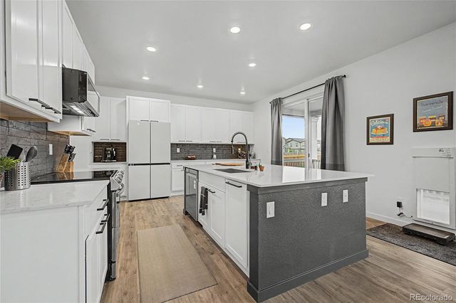 28372 E 7th Avenue, Watkins, CO 80137