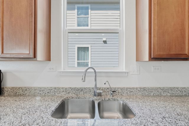 5942 Foster Bend, San Antonio, TX 78244