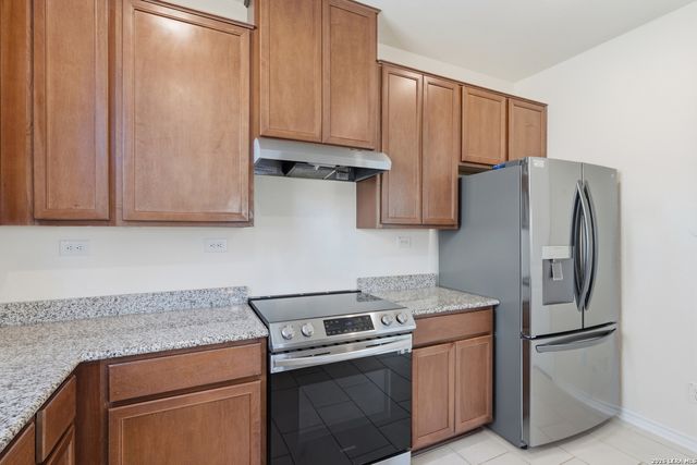 5942 Foster Bend, San Antonio, TX 78244