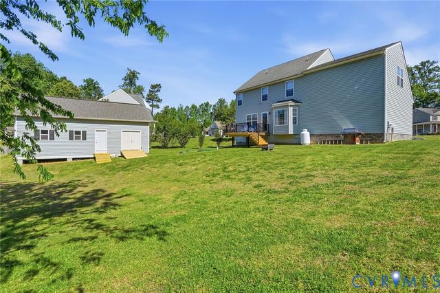 5927 Deerpath Dr, New Kent, VA 23124