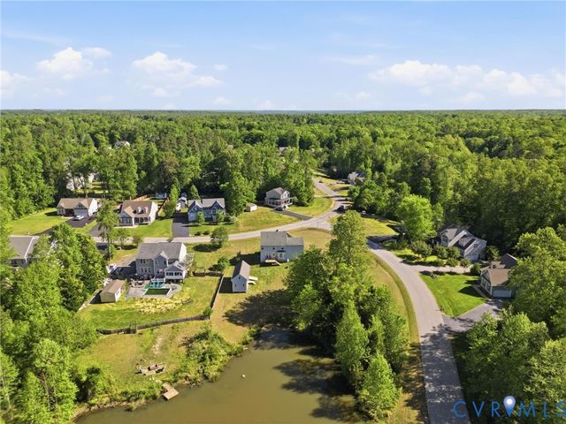 5927 Deerpath Dr, New Kent, VA 23124