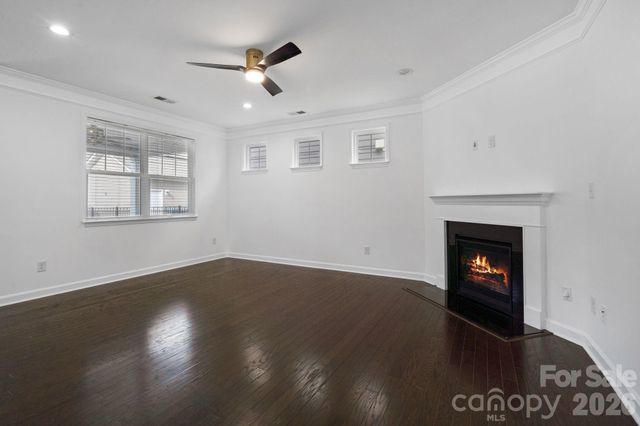 7026 Walnut Branch Lane, Charlotte, NC 28277