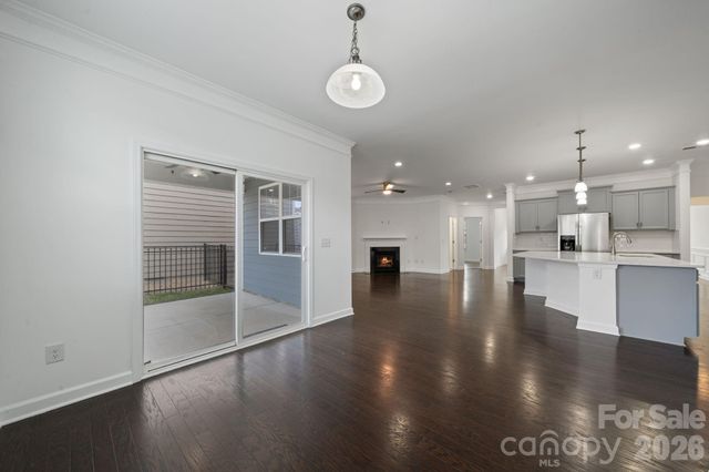 7026 Walnut Branch Lane, Charlotte, NC 28277