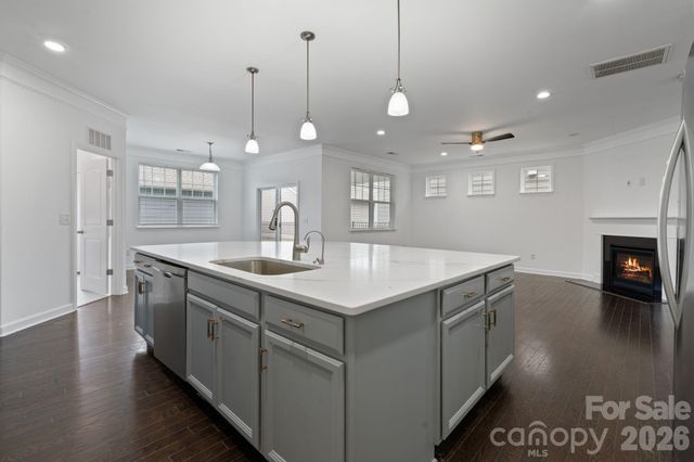 7026 Walnut Branch Lane, Charlotte, NC 28277