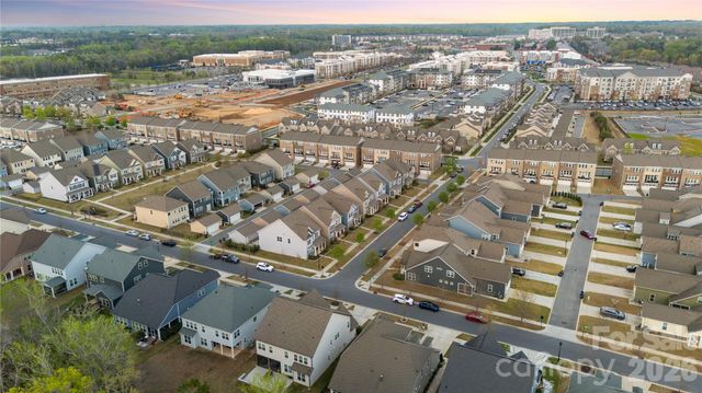 7026 Walnut Branch Lane, Charlotte, NC 28277